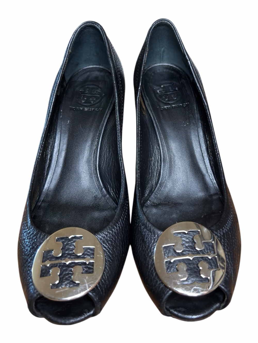 Tory Burch Sally 2 Wedge Pumps Women’s 8 Black Tumbled Leather Logo Shoes